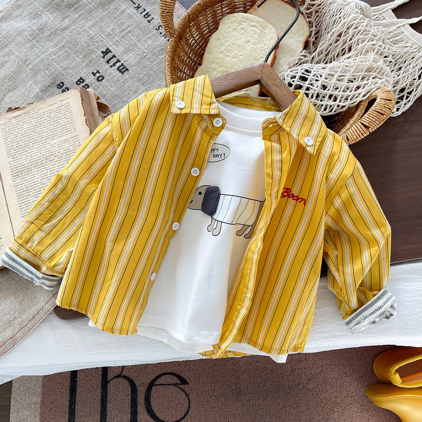 Children's Korean-style stylish shirt 2026 autumn new model, cool and fashionable embroidered striped shirt jacket for trendy kids