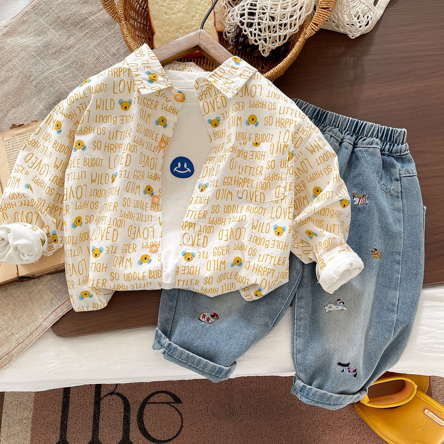 Boys' three-piece shirt set 2026 autumn new long-sleeve shirt children's jeans spring and autumn stylish trendy children's clothing
