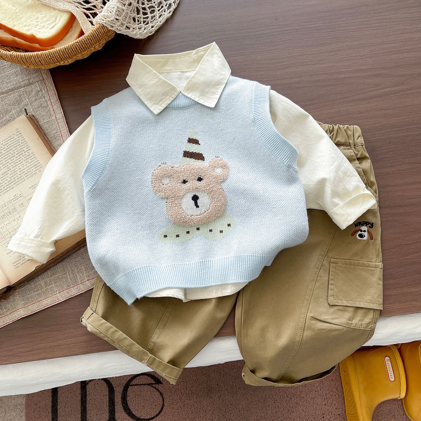 2026 Autumn New Sweater Three-Piece Set for Boys, Casual Versatile Cute Knitted Vest and Cargo Pants Set