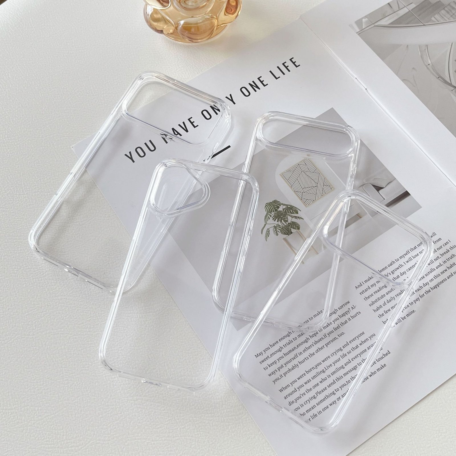 Material suitable for Apple 18 DUO transparent 2.5MM acrylic 17 phone